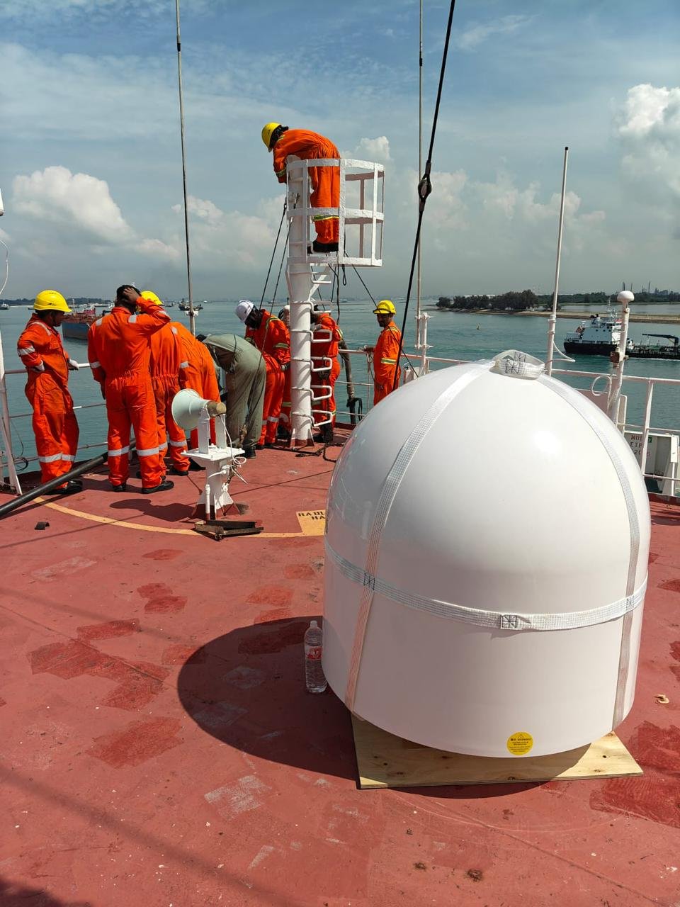Maritime VSAT commissioning and configuration at sea